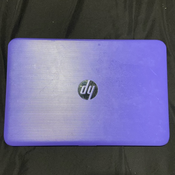 HP laptop in purple